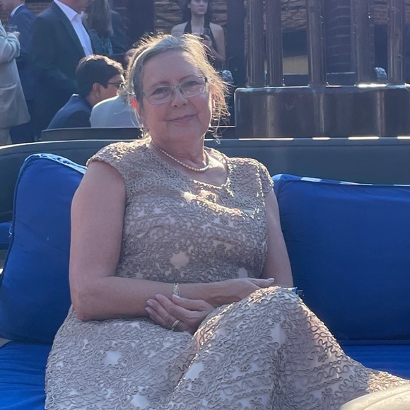 I love offers. Put 2 or more items in a bundle for a 15% discount. - Picture 2 of 4